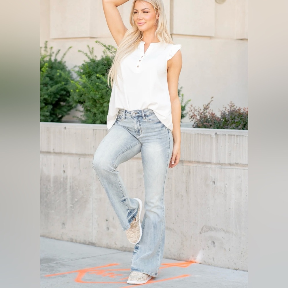 Judy Blue Flare Fit Jeans - Picture 3 of 16